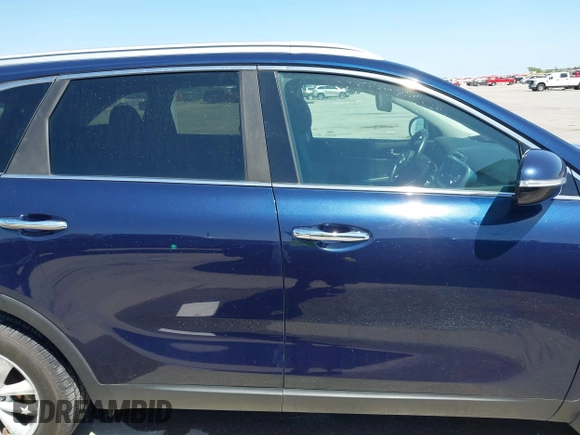 2016 Kia Sorento LX with VIN 5XYPG4A37GG145552, listed as a IAAI auction lot 42014900 with 153,191 mi miles. Bid and sale history available at carsss.com. Image 13.