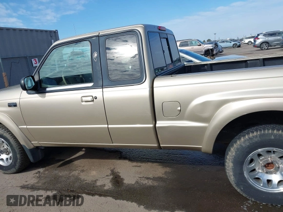 2002 Mazda B-Series Truck DS z VIN 4F4YR16U52TM18118, wystawiony jako IAAI lot #41563022 z przebiegiem 126 136 mil mil oraz . Historia ofert i sprzedaży dostępna na DreamBid. Obrazek 14.