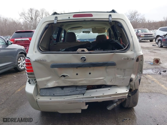 2005 Mercury Mariner Luxury with VIN 4M2YU57175DJ05986, listed as a IAAI auction lot 41713180 with 243,682 mi miles. Bid and sale history available at carsss.com. Image 16.
