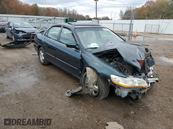 1998 Honda Accord EX z VIN 1HGCG1650WA008816, wystawiony jako Copart lot #84199724 z przebiegiem 150 848 mil mil oraz Szkoda całkowita • Salvage title. Historia ofert i sprzedaży dostępna na DreamBid. Obrazek 4.