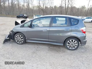 2013 Honda Fit Sport with VIN JHMGE8H54DC060946, listed as a IAAI auction lot 42095655 with 117,729 mi miles. Bid and sale history available at carsss.com. Image 14.