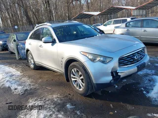 2011 Infiniti FX35 with VIN JN8AS1MW1BM730714, listed as a IAAI auction lot 41295485 with 249,882 mi miles. Bid and sale history available at carsss.com. Image 1.