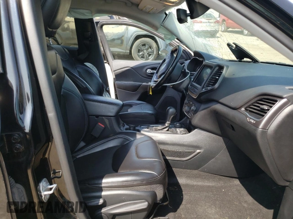2020 Jeep Cherokee Latitude with VIN 1C4PJMCX4LD578174, listed as a Copart auction lot 68706444 with 75,059 mi miles and Salvage Title. Bid and sale history available at carsss.com. Image 7.