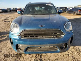2022 MINI Countryman Cooper with VIN WMZ43BR06N3N37520, listed as a Copart auction lot 80974084 with 31,037 mi miles and Salvage title. Bid and sale history available at DreamBid. Image 5.