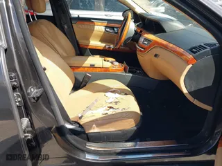 2009 Mercedes-Benz S-Class 5.5L V12 with VIN WDDNG76X09A273645, listed as a IAAI auction lot 41927453 with 1 mi miles. Bid and sale history available at carsss.com. Image 5.