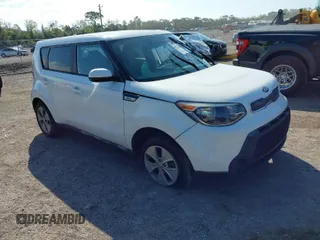 2015 Kia Soul with VIN KNDJN2A22F7228311, listed as a IAAI auction lot 41680343 with 116,503 mi miles. Bid and sale history available at carsss.com. Image 1.