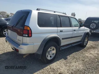2002 Mitsubishi Montero Sport ES with VIN JA4MT21H82J039063, listed as a Copart auction lot 45718865 with 198,225 mi miles and Clean Title. Bid and sale history available at carsss.com. Image 3.