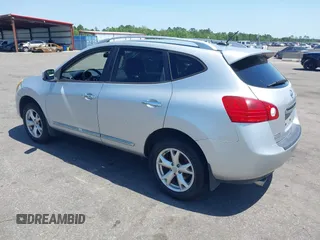 2011 Nissan Rogue S z VIN JN8AS5MV9BW303848, wystawiony jako IAAI lot #42276138 z przebiegiem 231 426 mil mil oraz . Historia ofert i sprzedaży dostępna na DreamBid. Obrazek 3.