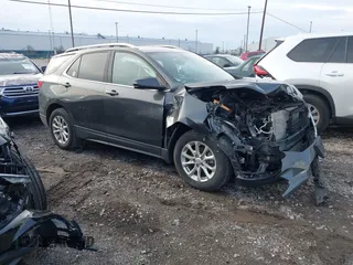 2019 Chevrolet Equinox LT z VIN 2GNAXUEVXK6108381, wystawiony jako IAAI lot #40928866 z przebiegiem 82 284 mil mil oraz . Historia ofert i sprzedaży dostępna na DreamBid. Obrazek 1.