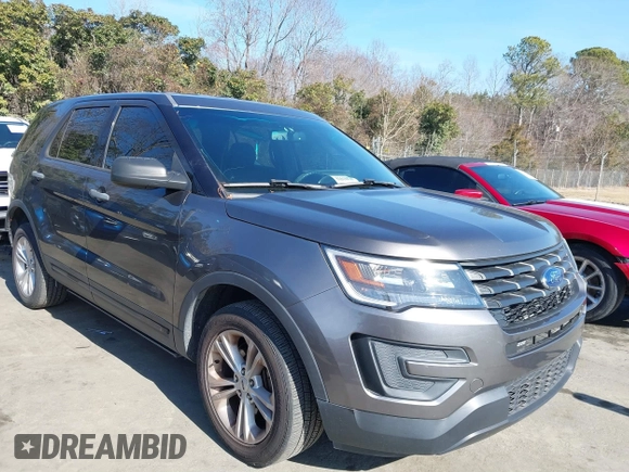 2017 Ford Police Interceptor Utility z VIN 1FM5K8AT7HGA70942, wystawiony jako IAAI lot #41491918 z przebiegiem 38 208 mil mil oraz . Historia ofert i sprzedaży dostępna na DreamBid. Obrazek 1.