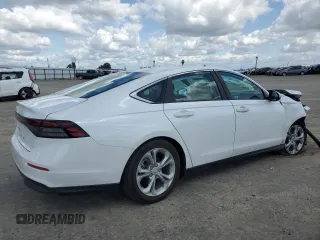 2024 Honda Accord LX z VIN 1HGCY1F25RA026638, wystawiony jako Copart lot #51796095 z przebiegiem 6 516 mil mil oraz Szkoda całkowita • Salvage title. Historia ofert i sprzedaży dostępna na DreamBid. Obrazek 3.
