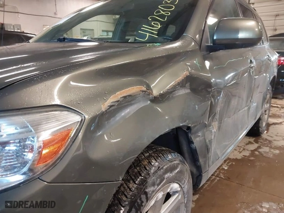 2009 Toyota Highlander with VIN JTEES41A392145884, listed as a IAAI auction lot 41628037 with 277,376 mi miles. Bid and sale history available at carsss.com. Image 20.