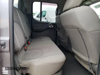 2019 Nissan Frontier SV z VIN 1N6AD0EV2KN774380, wystawiony jako Copart lot #55849335 z przebiegiem 81 930 mil mil oraz Szkoda całkowita • Salvage title. Historia ofert i sprzedaży dostępna na DreamBid. Obrazek 10.