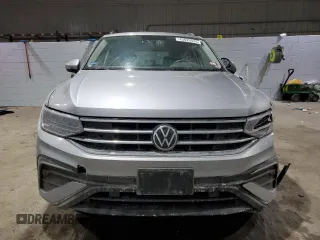2022 Volkswagen Tiguan S with VIN 3VV0B7AX8NM053713, listed as a Copart auction lot 43020435 with 148,530 mi miles and Salvage title. Bid and sale history available at DreamBid. Image 5.