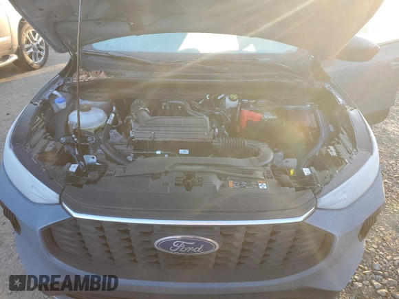 2024 Ford Escape Active with VIN 1FMCU9GNXRUB43126, listed as a Copart auction lot 42255715 with 4,614 mi miles and Salvage Title. Bid and sale history available at DreamBid. Image 11.