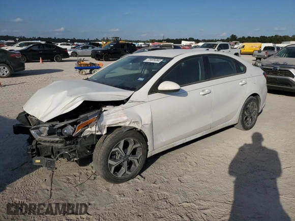 2021 Kia Forte LXS with VIN 3KPF24ADXME382578, listed as a Copart auction lot 78405084 with 69,440 mi miles and Salvage Title. Bid and sale history available at carsss.com. Image 1.