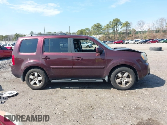2011 Honda Pilot EX-L with VIN 5FNYF4H58BB060797, listed as a IAAI auction lot 42027084 with 175,466 mi miles. Bid and sale history available at carsss.com. Image 13.