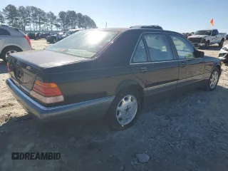 1995 Mercedes-Benz S 320 z VIN WDBGA33E0SA204247, wystawiony jako Copart lot #89249285 z przebiegiem Nie podano mil oraz Szkoda całkowita • Salvage title. Historia ofert i sprzedaży dostępna na DreamBid. Obrazek 3.