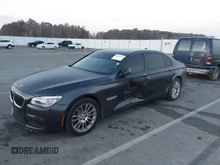 2014 BMW 7 Series ALPINA B7 with VIN WBAYE8C58ED136240, listed as a IAAI auction lot 40701912 with 116,246 mi miles. Bid and sale history available at carsss.com. Image 17.