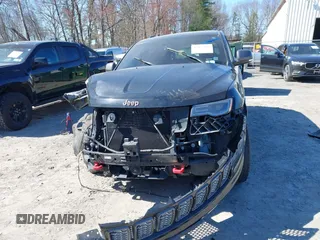 2017 Jeep Grand Cherokee Trailhawk с VIN 1C4RJFLGXHC670469, выставлен на аукционе IAAI как лот 42055116 с пробегом 99 801 миль миль и . История ставок и продаж доступна на DreamBid. Изображение 12.