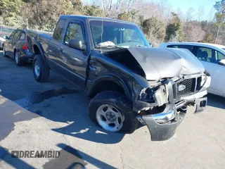 2005 Ford Ranger XL with VIN 1FTZR15E35PA06333, listed as a IAAI auction lot 41174383 with 178,183 mi miles. Bid and sale history available at carsss.com. Image 1.