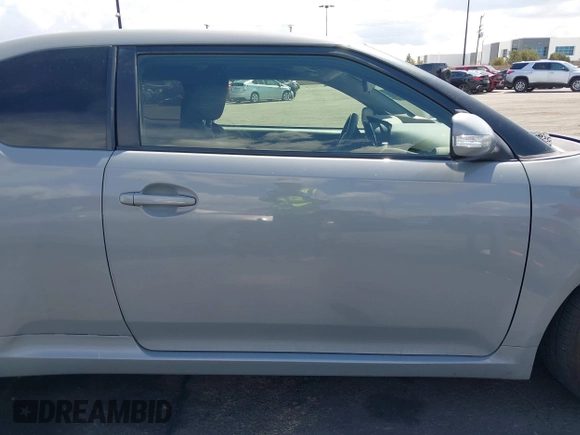 2014 Scion tC with VIN JTKJF5C71E3077886, listed as a IAAI auction lot 41939128 with 138,845 mi miles. Bid and sale history available at carsss.com. Image 13.