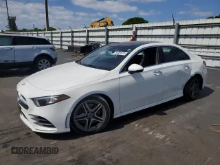 2019 Mercedes-Benz A 220 z VIN WDD3G4EBXKW012480, wystawiony jako Copart lot #54384625 z przebiegiem 94 663 mil mil oraz Szkoda całkowita • Salvage title. Historia ofert i sprzedaży dostępna na DreamBid. Obrazek 1.