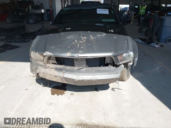 2011 Ford Mustang V6 with VIN 1ZVBP8EM4B5153112, listed as a IAAI auction lot 41891080 with 113,120 mi miles and . Bid and sale history available at DreamBid. Image 6.
