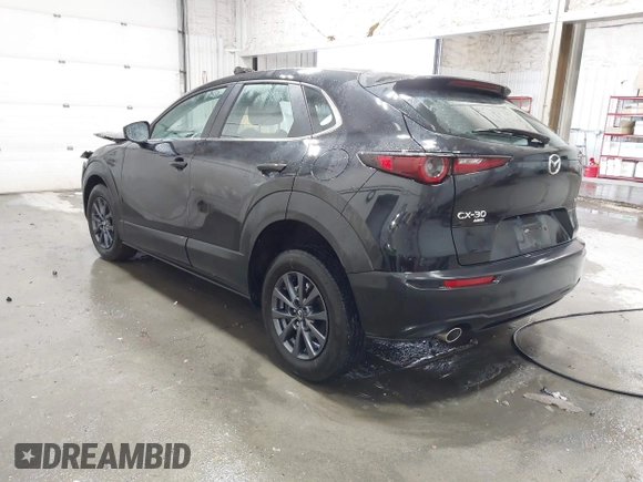2024 Mazda CX-30 2.5 S with VIN 3MVDMBAM0RM721141, listed as a IAAI auction lot 40984709 with 870 mi miles. Bid and sale history available at carsss.com. Image 3.