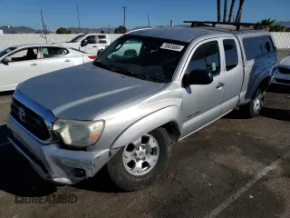 2013 Toyota Tacoma PreRunner with VIN 5TFTU4GN7DX050157, listed as a Copart auction lot 78933684 with 186,118 mi miles and Salvage Title. Bid and sale history available at carsss.com. Image 1.