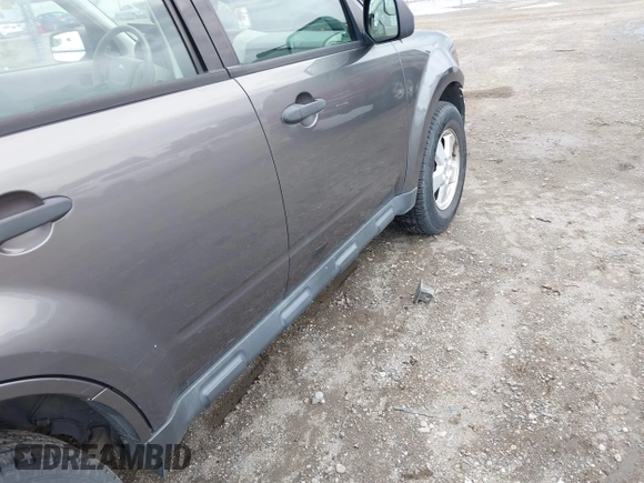 2011 Ford Escape XLS with VIN 1FMCU9C73BKC51595, listed as a IAAI auction lot 42266748 with 204,043 mi miles and . Bid and sale history available at DreamBid. Image 14.