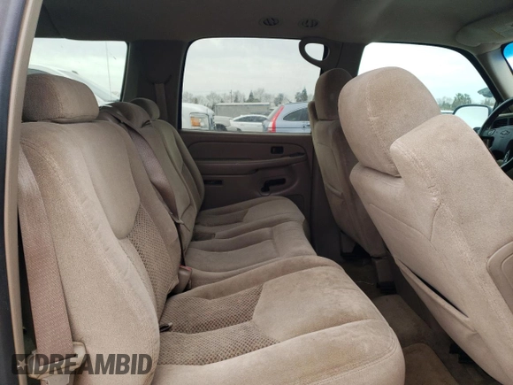 2005 Chevrolet Suburban LS with VIN 3GNEC16Z55G259666, listed as a Copart auction lot 49884865 with 229,651 mi miles and Clean title. Bid and sale history available at DreamBid. Image 11.