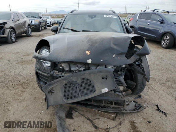2018 Porsche Macan with VIN WP1AA2A50JLB06065, listed as a Copart auction lot 51371685 with 86,789 mi miles and Salvage Title. Bid and sale history available at DreamBid. Image 5.