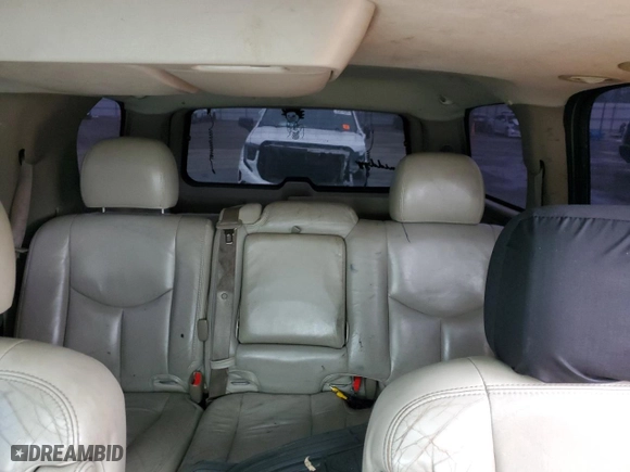 2005 Chevrolet Tahoe LT with VIN 1GNEC13T75R179933, listed as a Copart auction lot 45101455 with 230,711 mi miles and Salvage Title. Bid and sale history available at carsss.com. Image 10.