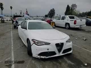 2019 Alfa Romeo Giulia z VIN ZARFAMAN6K7598202, wystawiony jako Copart lot #50883345 z przebiegiem Nie podano mil oraz Szkoda całkowita • Salvage title. Historia ofert i sprzedaży dostępna na DreamBid. Obrazek 11.
