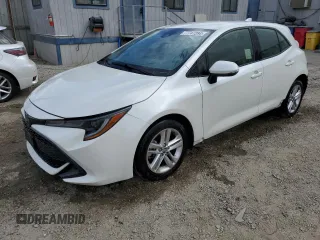 2020 Toyota Corolla Hatchback SE with VIN JTND4RBEXL3090940, listed as a Copart auction lot 77747284 with 58,201 mi miles and Salvage Title. Bid and sale history available at carsss.com. Image 1.