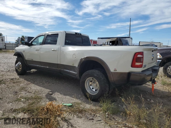 2022 Ram 3500 Longhorn with VIN 3C63RRKLXNG338921, listed as a Copart auction lot 72313304 with 32,930 mi miles and Salvage Title. Bid and sale history available at carsss.com. Image 2.