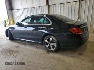 2019 Mercedes-Benz E-Class E 300 with VIN WDDZF4KB8KA528772, listed as a Copart auction lot 46392773 with 33,236 mi miles. Bid and sale history available at carsss.com. Image 2.