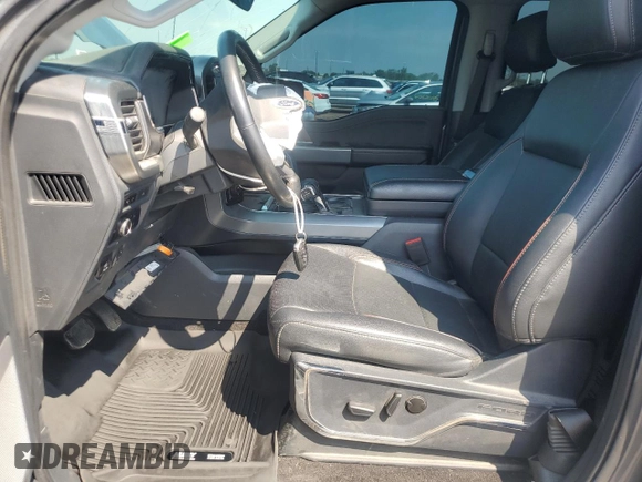 2022 Ford F-150 XL z VIN 1FTFW1E88NKE95007, wystawiony jako Copart lot #62837235 z przebiegiem 54 344 mil mil oraz Szkoda całkowita • Salvage title. Historia ofert i sprzedaży dostępna na DreamBid. Obrazek 7.