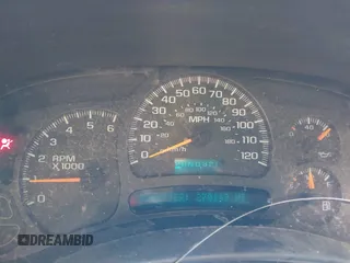 2004 Chevrolet Avalanche Z66 with VIN 3GNEC12T94G305421, listed as a IAAI auction lot 41340213 with 270,143 mi miles and . Bid and sale history available at DreamBid. Image 7.