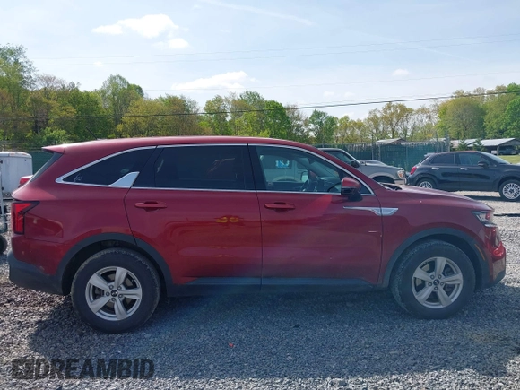 2021 Kia Sorento LX with VIN 5XYRG4LC1MG052981, listed as a IAAI auction lot 42199446 with 82,634 mi miles and . Bid and sale history available at DreamBid. Image 14.