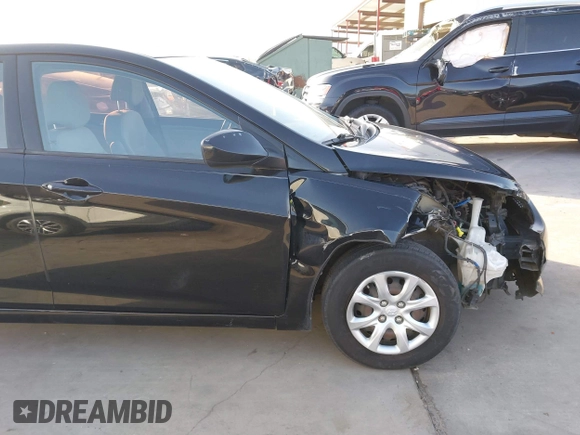 2013 Hyundai Accent GS z VIN KMHCT5AE7DU083304, wystawiony jako IAAI lot #41847588 z przebiegiem 133 971 mil mil oraz . Historia ofert i sprzedaży dostępna na DreamBid. Obrazek 6.