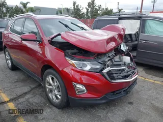 2020 Chevrolet Equinox LT with VIN 2GNAXLEX7L6276783, listed as a IAAI auction lot 41761946 with 50,673 mi miles. Bid and sale history available at carsss.com. Image 1.