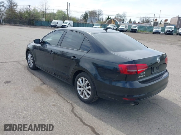 2015 Volkswagen Jetta Sedan 1.8T SE with VIN 3VWD17AJ0FM218263, listed as a IAAI auction lot 42083017 with 194,850 mi miles. Bid and sale history available at carsss.com. Image 3.