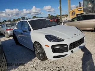 2019 Porsche Cayenne Turbo z VIN WP1AF2AY7KDA81141, wystawiony jako Copart lot #65539252 z przebiegiem Nie podano mil oraz Szkoda całkowita • Salvage title. Historia ofert i sprzedaży dostępna na DreamBid. Obrazek 1.