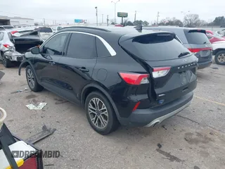 2020 Ford Escape SEL with VIN 1FMCU0H62LUA54273, listed as a IAAI auction lot 41608700 with 70,545 mi miles and . Bid and sale history available at carsss.com. Image 3.