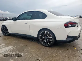 2023 BMW 2 Series 230i with VIN 3MW23CM0XP8D29605, listed as a Copart auction lot 60284905 with 39,622 mi miles and Salvage title. Bid and sale history available at DreamBid. Image 2.