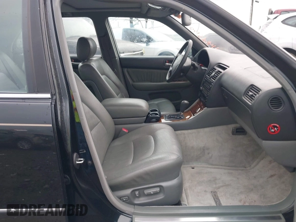 1996 Lexus LS 400 z VIN JT8BH22F3T0063272, wystawiony jako IAAI lot #41466981 z przebiegiem 182 291 mil mil oraz . Historia ofert i sprzedaży dostępna na DreamBid. Obrazek 5.