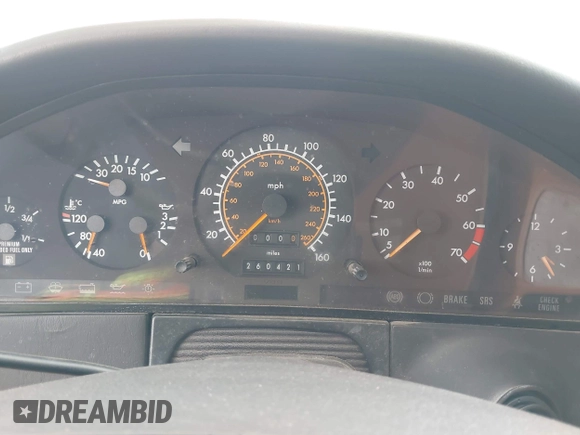 1992 Mercedes-Benz 500 z VIN WDBGA51E0NA023491, wystawiony jako IAAI lot #42058835 z przebiegiem 260 421 mil mil oraz . Historia ofert i sprzedaży dostępna na DreamBid. Obrazek 7.