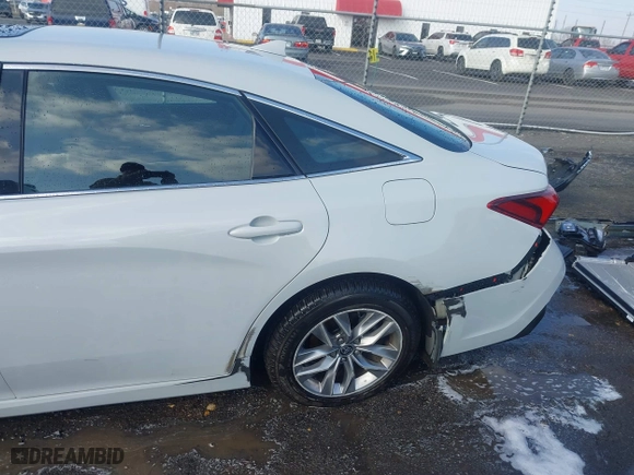 2022 Toyota Avalon XLE with VIN 4T1AZ1FB1NU079120, listed as a IAAI auction lot 41568799 with 63,419 mi miles. Bid and sale history available at carsss.com. Image 18.